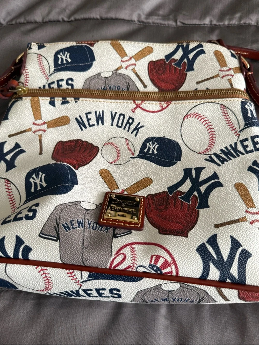 Dooney & Bourke Cream New York Yankees Print Crossbody with Brown Strap